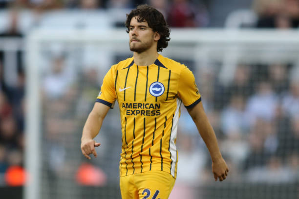 足球比赛中 足球比赛中