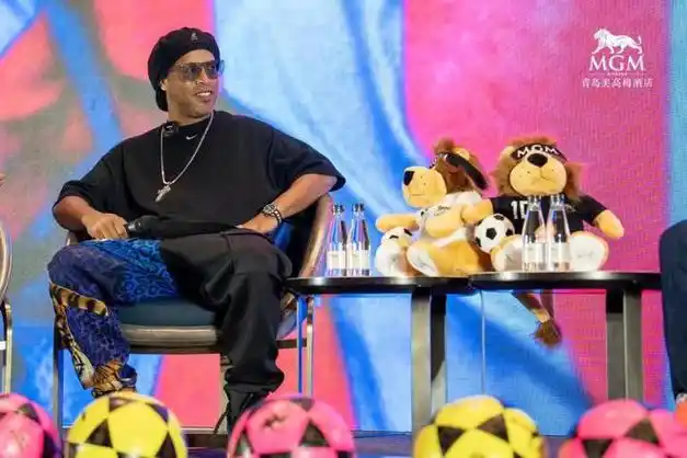 但詹姆斯凭 但詹姆斯凭