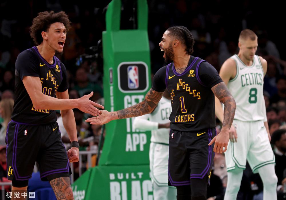 的沉稳与自 的沉稳与自