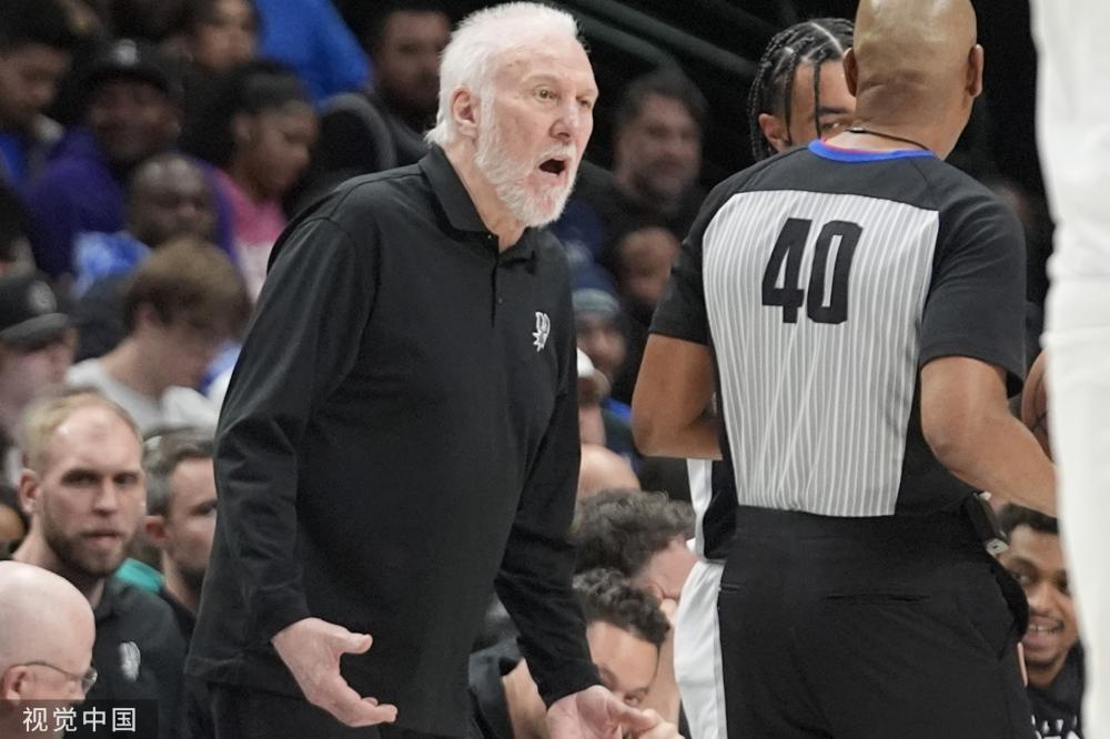 的后场进攻 的后场进攻