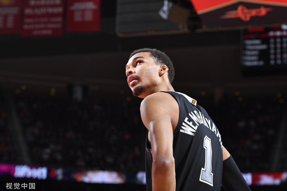 陷财务困境 陷财务困境